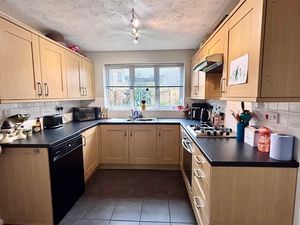 Kitchen- click for photo gallery